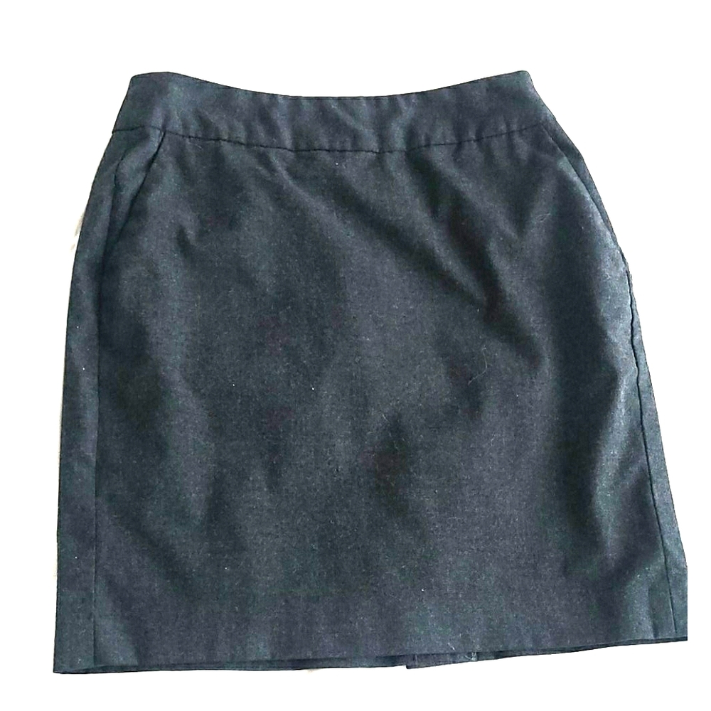 Dark grey pencil skirt with pockets